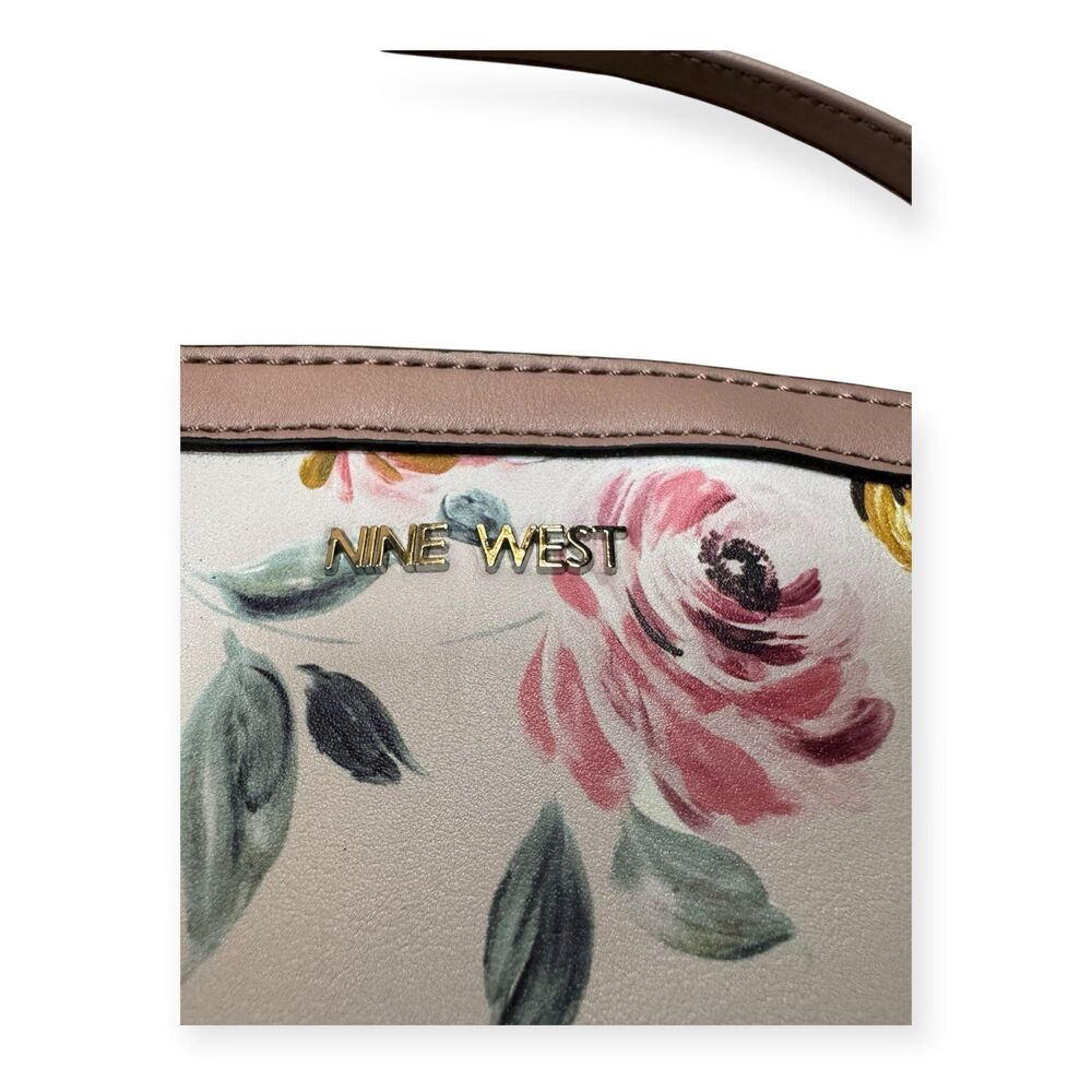 Nine West Floral Crossbody Bag Colorful Adjustable Bag‎ BNWT - Picture 3 of 6